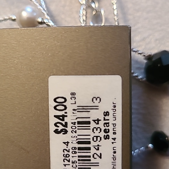 STUDIO S "PEARLS" FASHION JEWELRY NECKLACE AND MATCHING EARRINGS - Picture 7 of 8